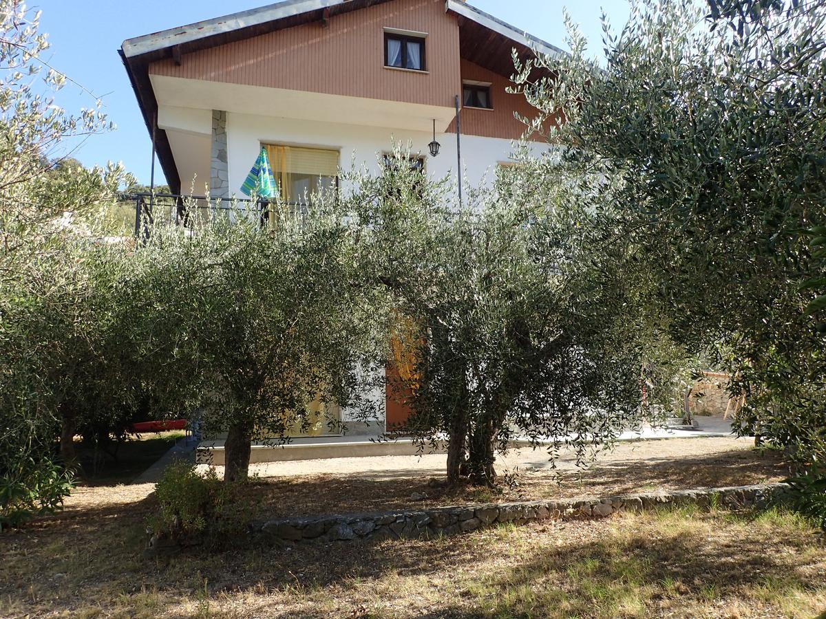 Casetta Al Mare Giustenice ภายนอก รูปภาพ